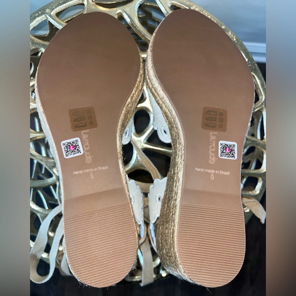 NWOB Larroude Poppy Espadrilles Size 9 - Picture 7 of 7